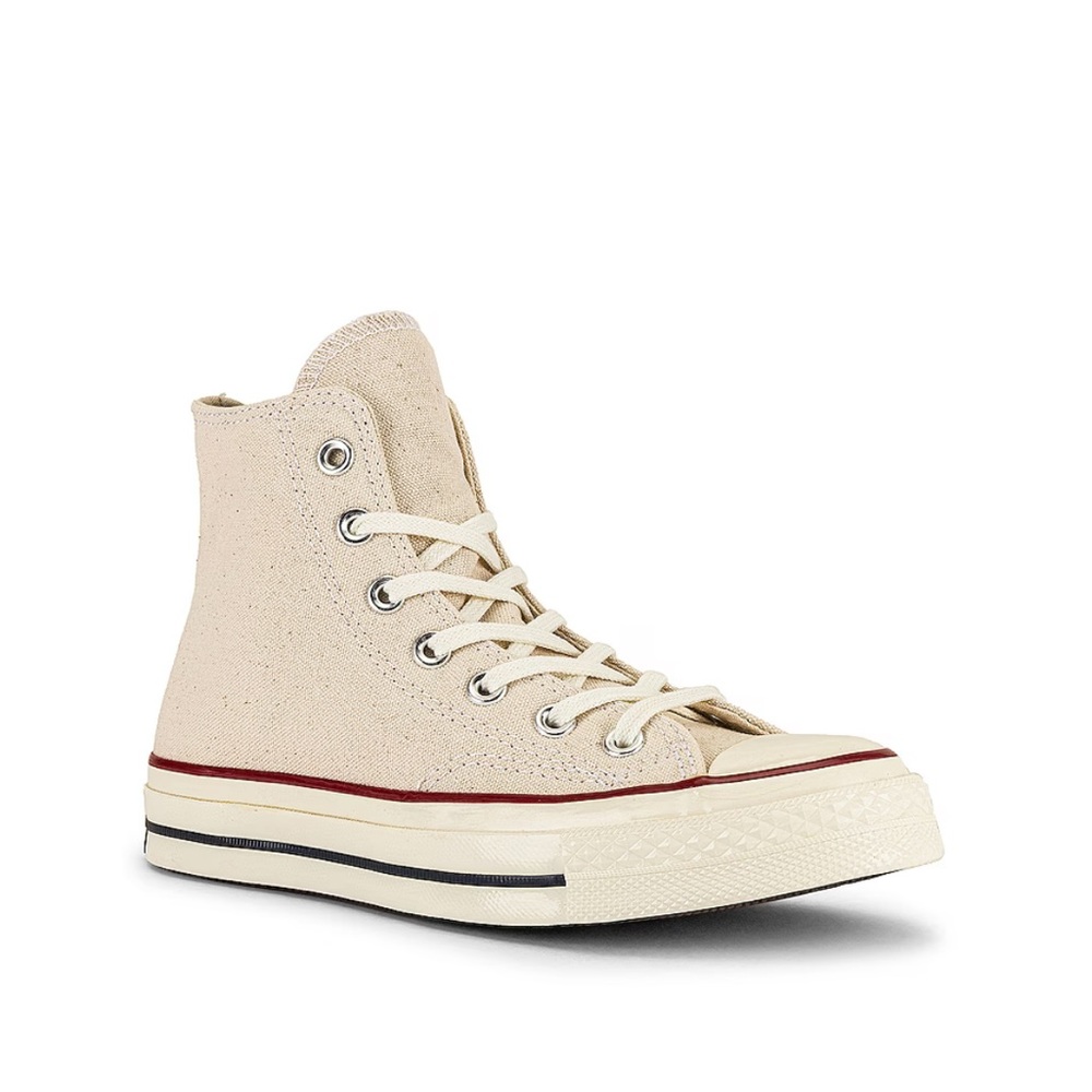 Converse Chuck Taylor 70 in parchment - NWOT